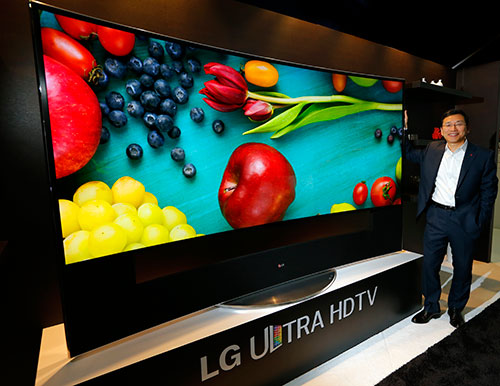 William Cho and 105-inch Ultra HD 4K TV